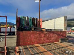 HRD Crane semitrailer.