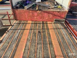 HRD Crane semitrailer.