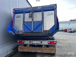 Langendorf 3 axle asphalt semi w/ Hydraulic canopy
