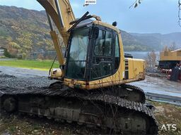 Komatsu PC240LC excavator. WATCH VIDEO.