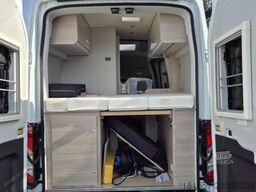 BÜRSTNER Lineo C 550 Markise / 170 PS