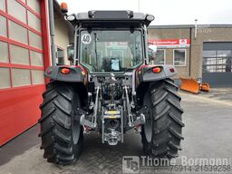 Massey Ferguson MF 5M.115 Dyna-4 Cab ESS