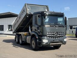 Mercedes-Benz Arocs 2646 6x4 3-Seitenkipper Schwarzmüller