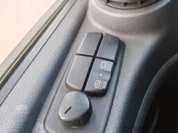 Mercedes-Benz Mercedes-Benz Atego 818