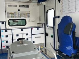 MERCEDES-BENZ Sprinter 519 KRANKENWAGEN AUTOMATIK KLIMA LED