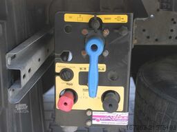 SCHMITZ CARGOBULL SCB S3B, THERMO KING SLXe 300, 2X LIFTING AXLE