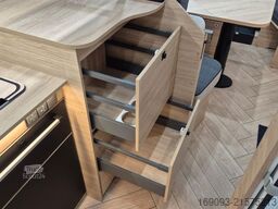 CHAUSSON 660 Titanium Line *MJ26*Arctic*Solar*165PS*Auto