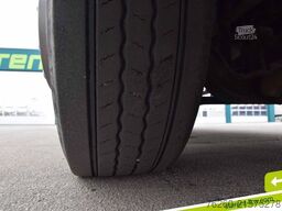 IVECO EUROCARGO 180-280 Planenaufbau, Ladebordwand