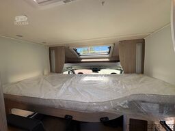 BÜRSTNER Lyseo Time Skyline 690 G Hubbett