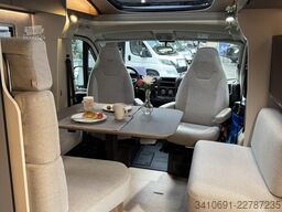 LMC Cruiser 740 EL Auto 18 360W Solar Lithium LED