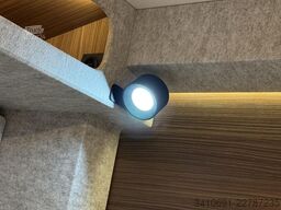 LMC Cruiser 740 EL Auto 18 360W Solar Lithium LED