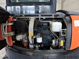KUBOTA U48