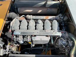 Liebherr R944C