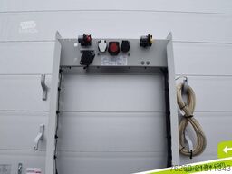 SCHMITZ CARGOBULL Hubdach Liftachse XL- und Getränke MIETE