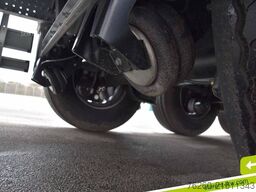 SCHMITZ CARGOBULL Hubdach Liftachse XL- und Getränke MIETE