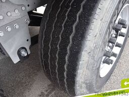 SCHMITZ CARGOBULL Hubdach Liftachse XL- und Getränke MIETE