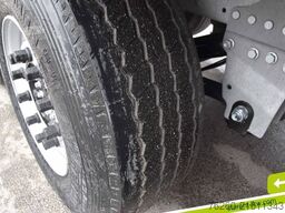 SCHMITZ CARGOBULL Hubdach Liftachse XL- und Getränke MIETE