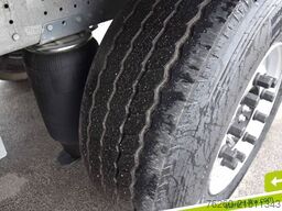 SCHMITZ CARGOBULL Hubdach Liftachse XL- und Getränke MIETE