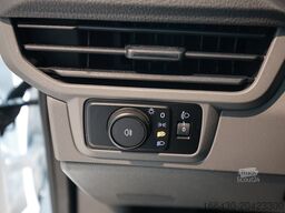 VW T7 Transporter Kastenwagen mit L-Trennwand AHK P