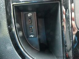 mercedes-benz Vito Mixto 119 CDI 4x4 lang 9GTRONIC/LED/STHZ/AHK/KAM