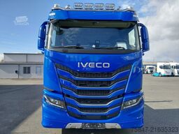 Iveco X-Way AS 28 X 58 YPS ON Hyva Titan 20-57