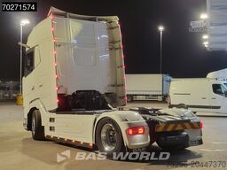 DAF XF 530 4X2 Retarder 2x Tanks Standklima Leather...