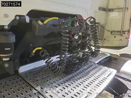 DAF XF 530 4X2 Retarder 2x Tanks Standklima Leather...