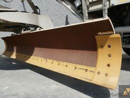 Komatsu GD555-5 Ex-army