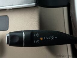 MERCEDES-BENZ E 300 BlueTEC HYBRID Navi Leder PDC LED EURO 5