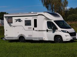 LAIKA Ecovip 329, Längsbetten/Hubbett