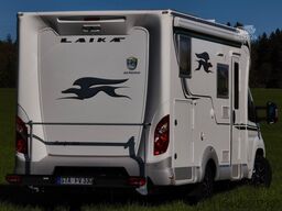 LAIKA Ecovip 329, Längsbetten/Hubbett