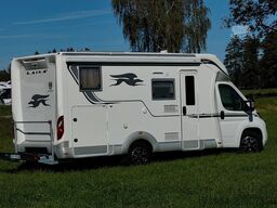 LAIKA Ecovip 329, Längsbetten/Hubbett