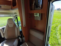 LAIKA Ecovip 329, Längsbetten/Hubbett