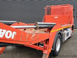 Volvo FM 330 / PORTAAL / ABSETZKIPPER