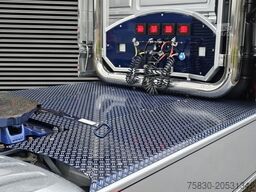 DAF XF 530 SUPERSPACECAB / RETARDER / HYDRAULIC / F...