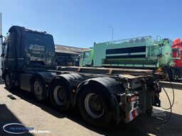 Volvo FMX 500 8x4 Naafreductie, Dynamic steering