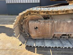 Komatsu PC228USLC-8