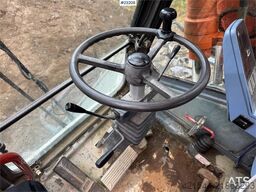 Atlas 1304 w/ 1 backhoe bucket Low Hours!