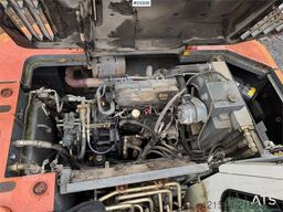 Atlas 1304 w/ 1 backhoe bucket Low Hours!