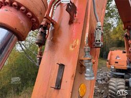 Atlas 1304 w/ 1 backhoe bucket Low Hours!