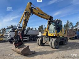 Komatsu PW160-8 Wheel Excavator with tilt and 2 buckets