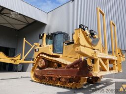Caterpillar D8T Pipe carrier
