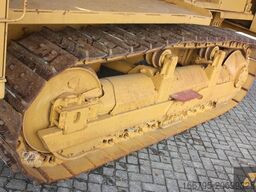 Caterpillar D6E Fuel tanker