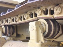 Caterpillar D6E Fuel tanker