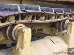 Caterpillar D6E Fuel tanker