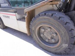 Nissan FGD02A300