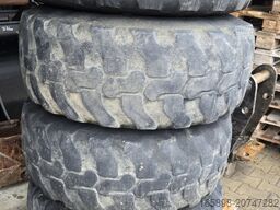 JCB Radsatz 365/70 R 18 für JCB 406 + 407