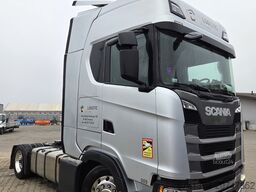 SCANIA S450