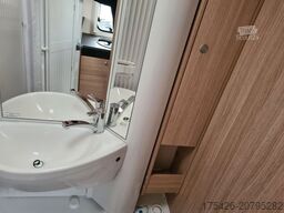 SUNLIGHT V 66 TV Sat Solar Navi