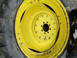 John Deere Reifen 270/80R32 x 270/95R44